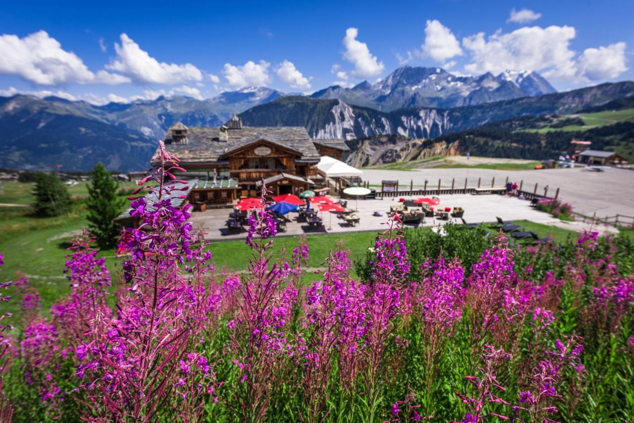Hôtel 3 étoiles -Restaurant Le Pilatus Courchevel Exterior foto
